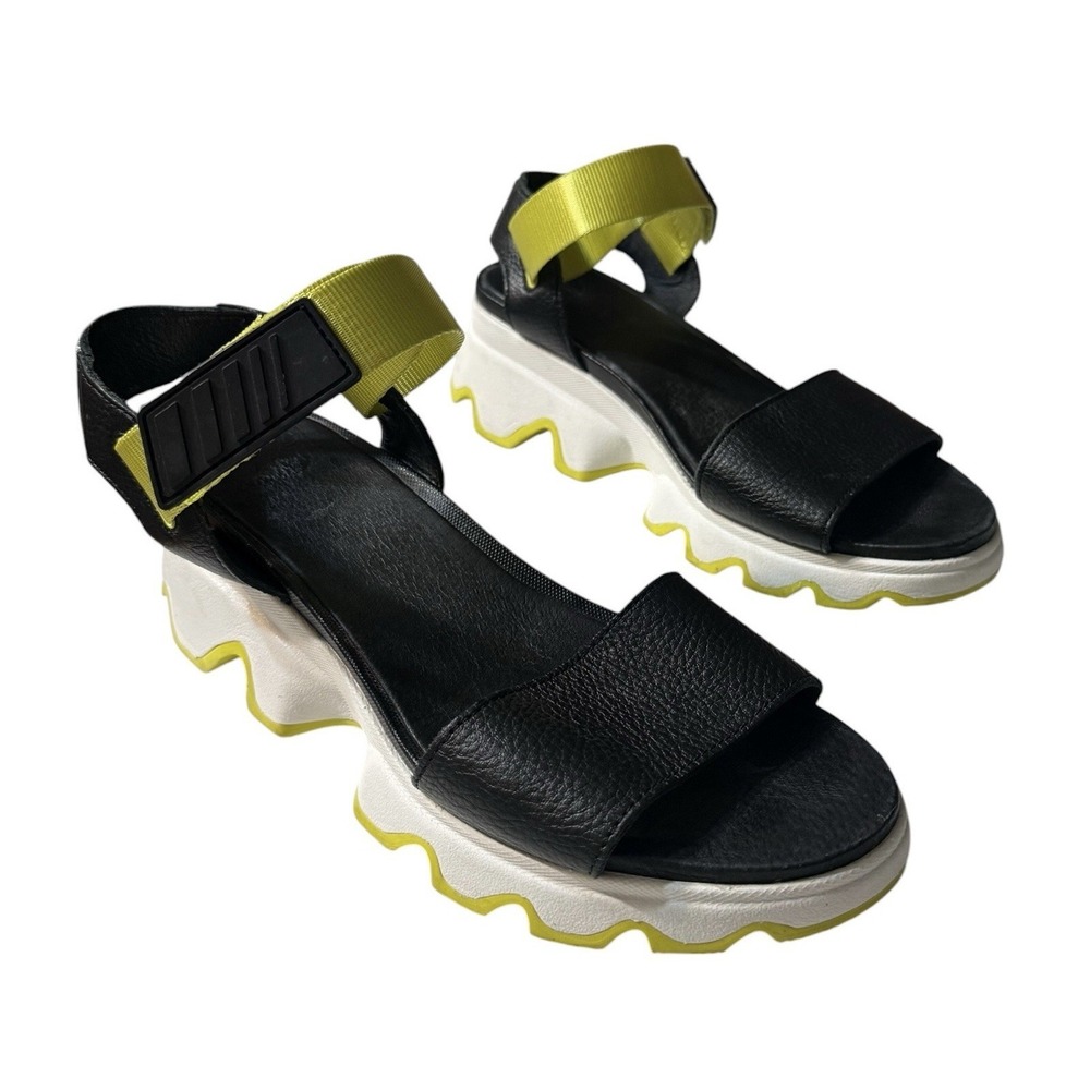 Sorel Kinetic Impact Y-Strap Leather Black Yellow Platform Sandals Women's 10